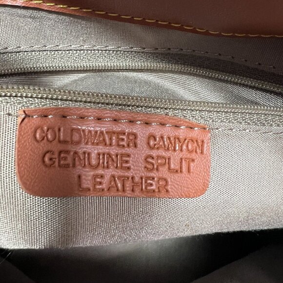 NWT Coldwater Canyon Women's Genuine Split Leather Crossbody Purse Cream Brown - Picture 12 of 12